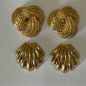 2 Pair Gold tone Shoe Clips EUC